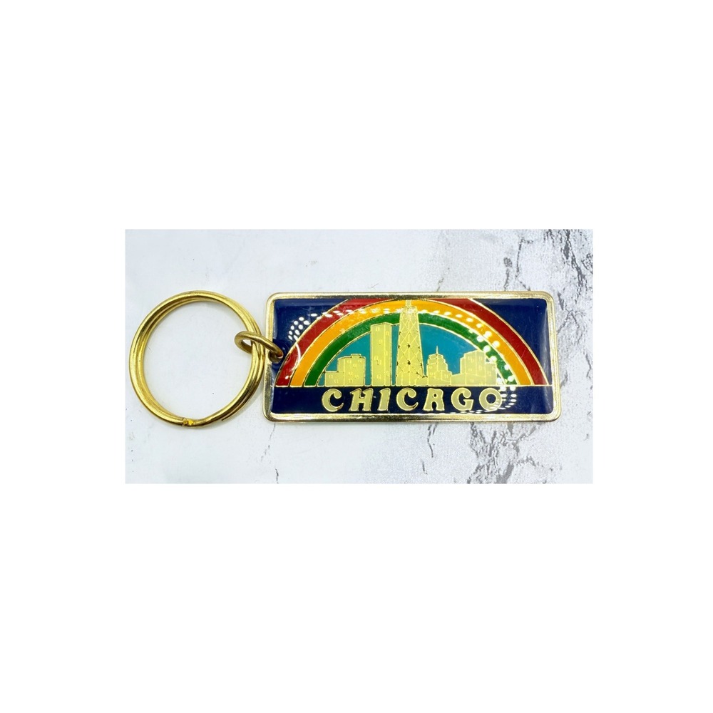 Chicago Skyline Rainbow Metal Souvenir Keychain Gift Creations Gold Tone